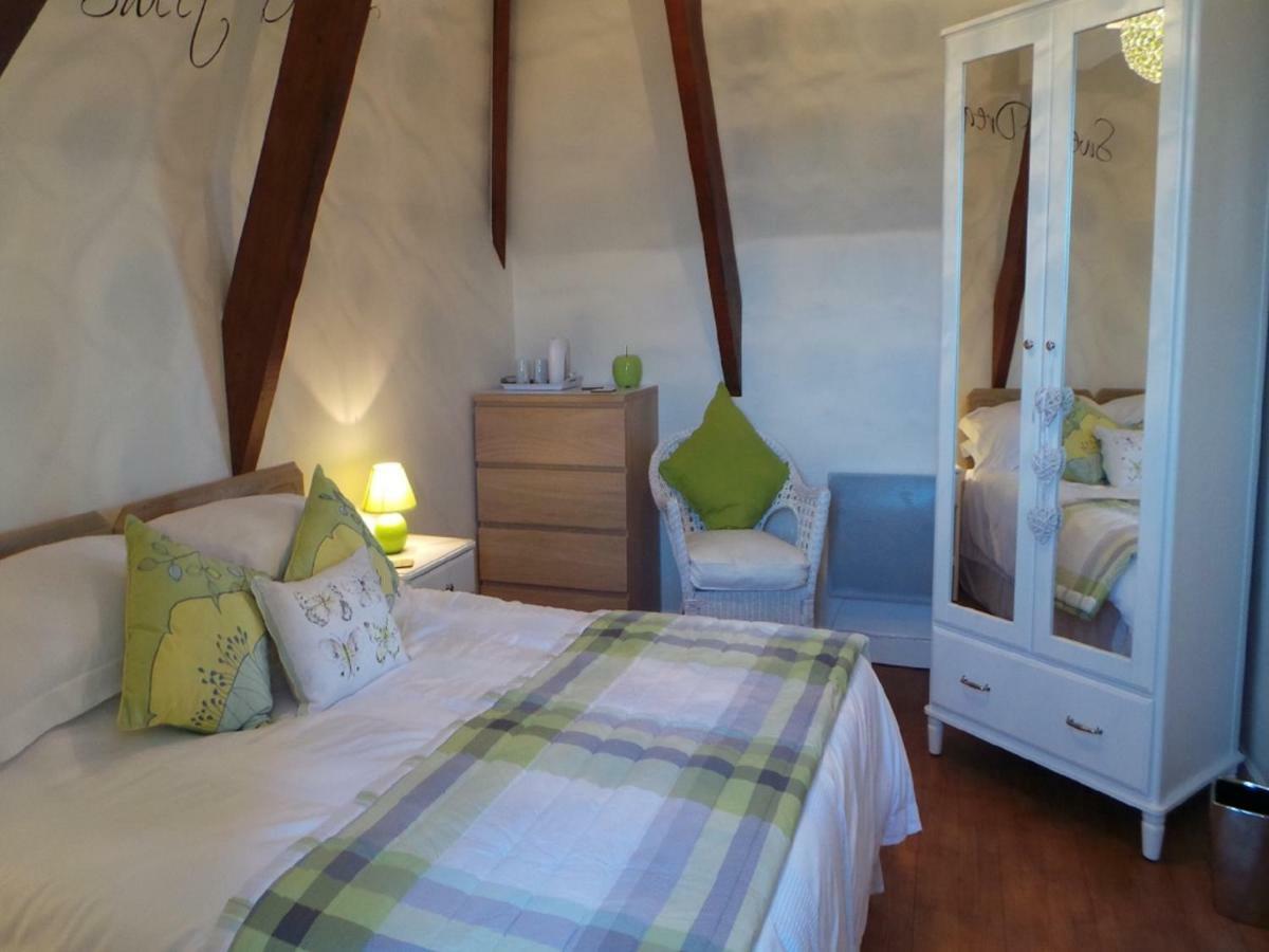 Le Montaigne Bed & Breakfast Saint-Alvère Eksteriør bilde