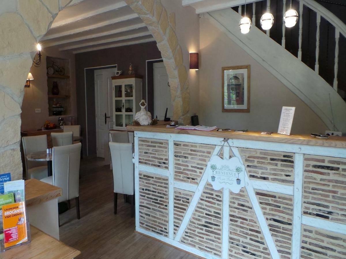 Le Montaigne Bed & Breakfast Saint-Alvère Eksteriør bilde